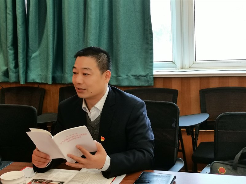 工会主席孙益梅到滁州商厦开展党课宣讲