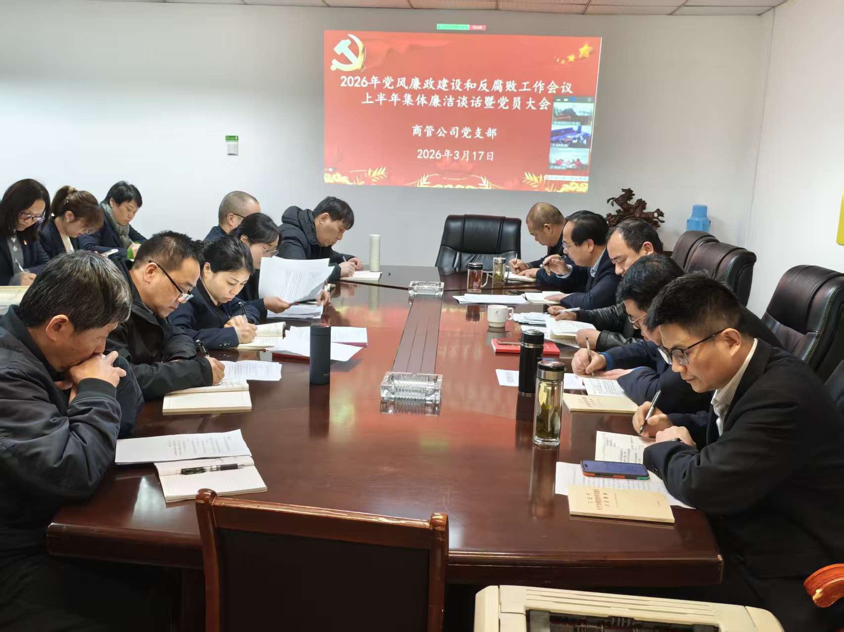 巢湖门店则以出色的市场表现荣获“鸡汤
